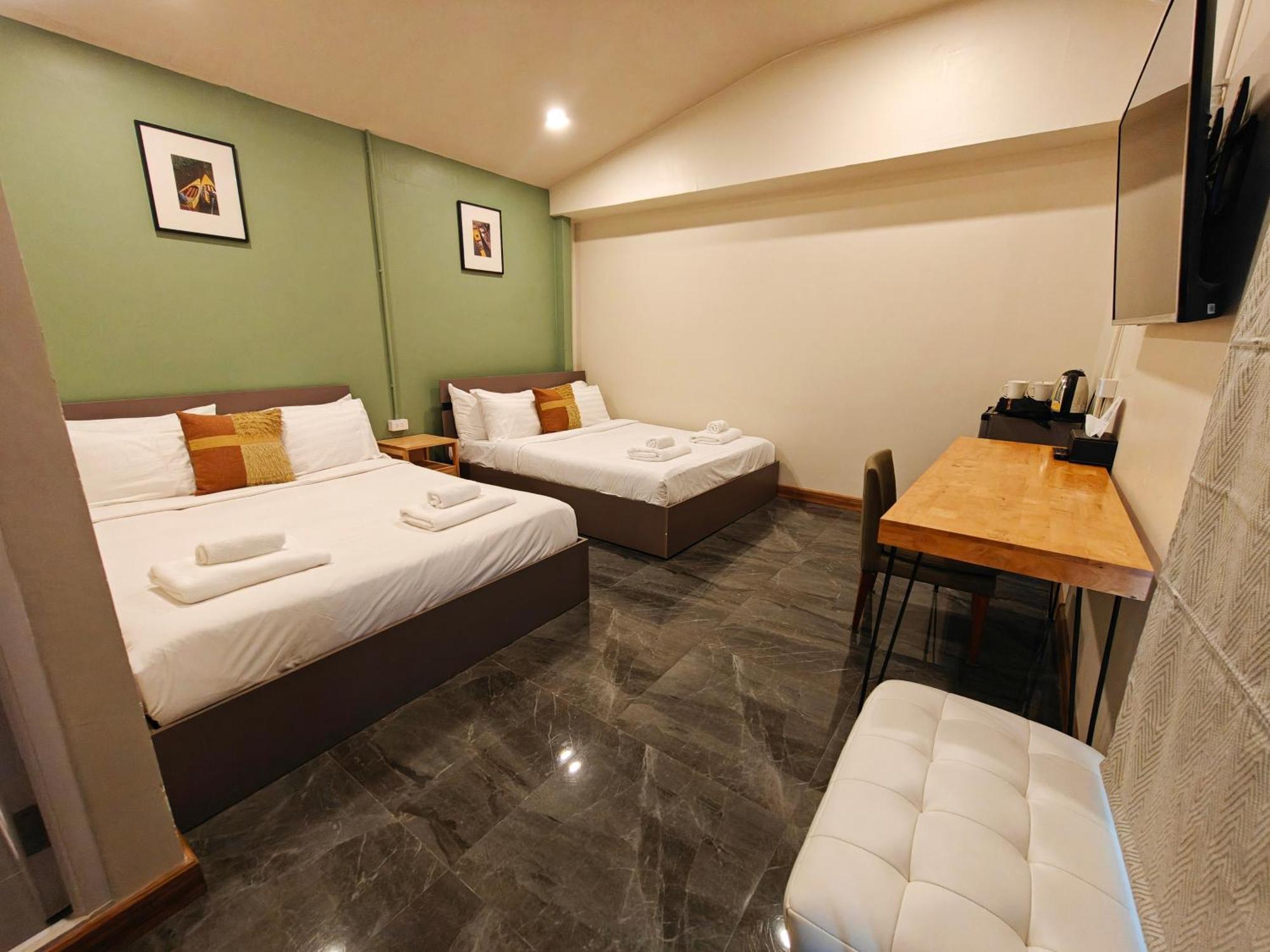 Ployburi Boutique Hotel Chanthaburi Exterior foto